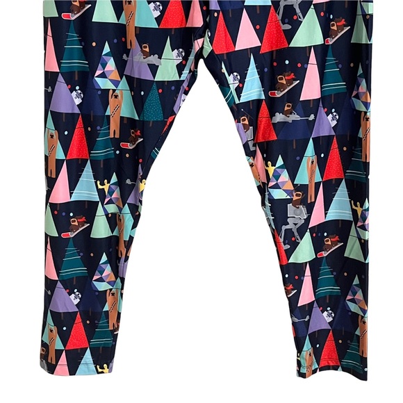 Disney Parks Star Wars Holiday Christmas 7/8 Leggings - Picture 3 of 14